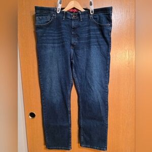 Wrangler Men's Dark Blue Relaxed Jeans 46x30